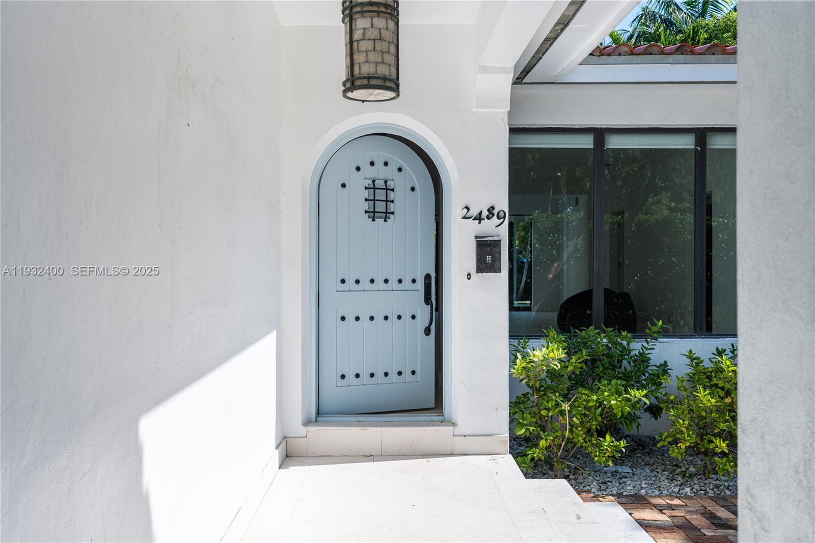 2489 N Meridian Ave Miami Beach, FL 33140