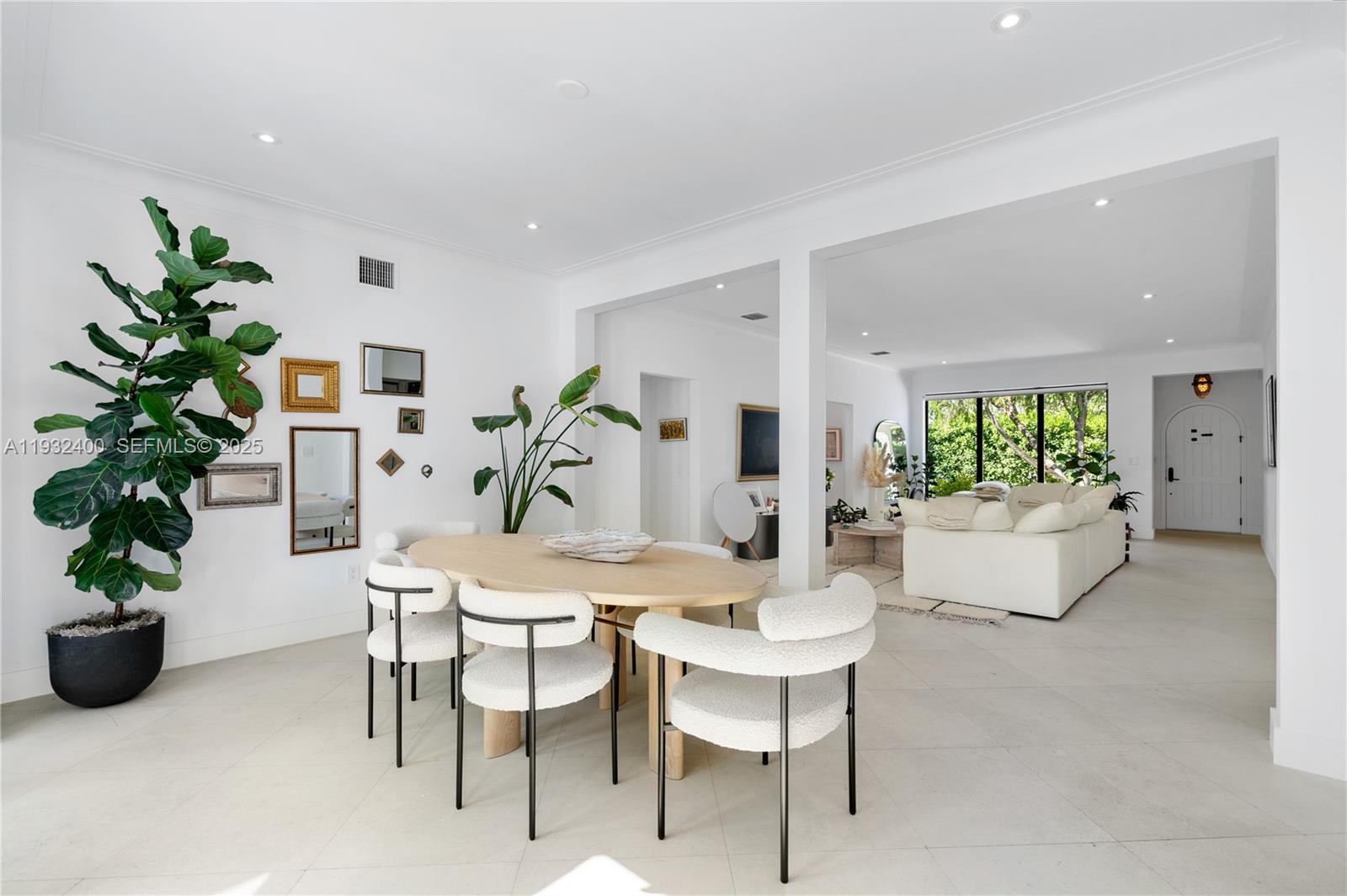 2489 N Meridian Ave Miami Beach, FL 33140