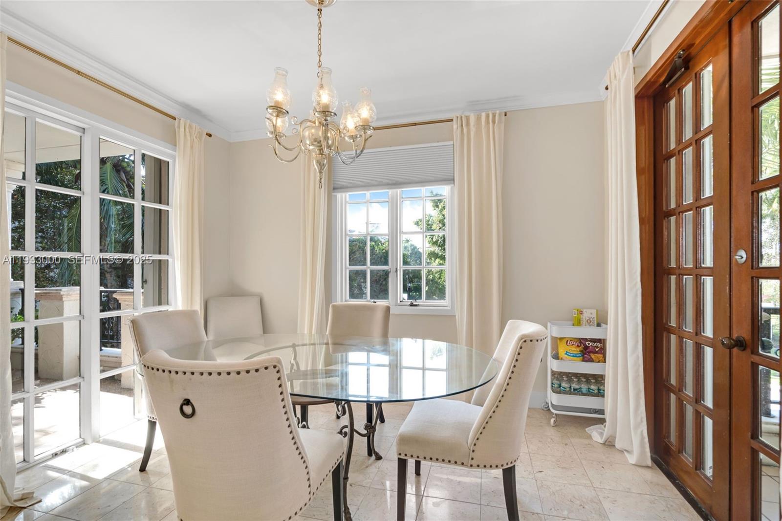 2124 Fisher Is Dr #2124 Miami Beach, FL 33109