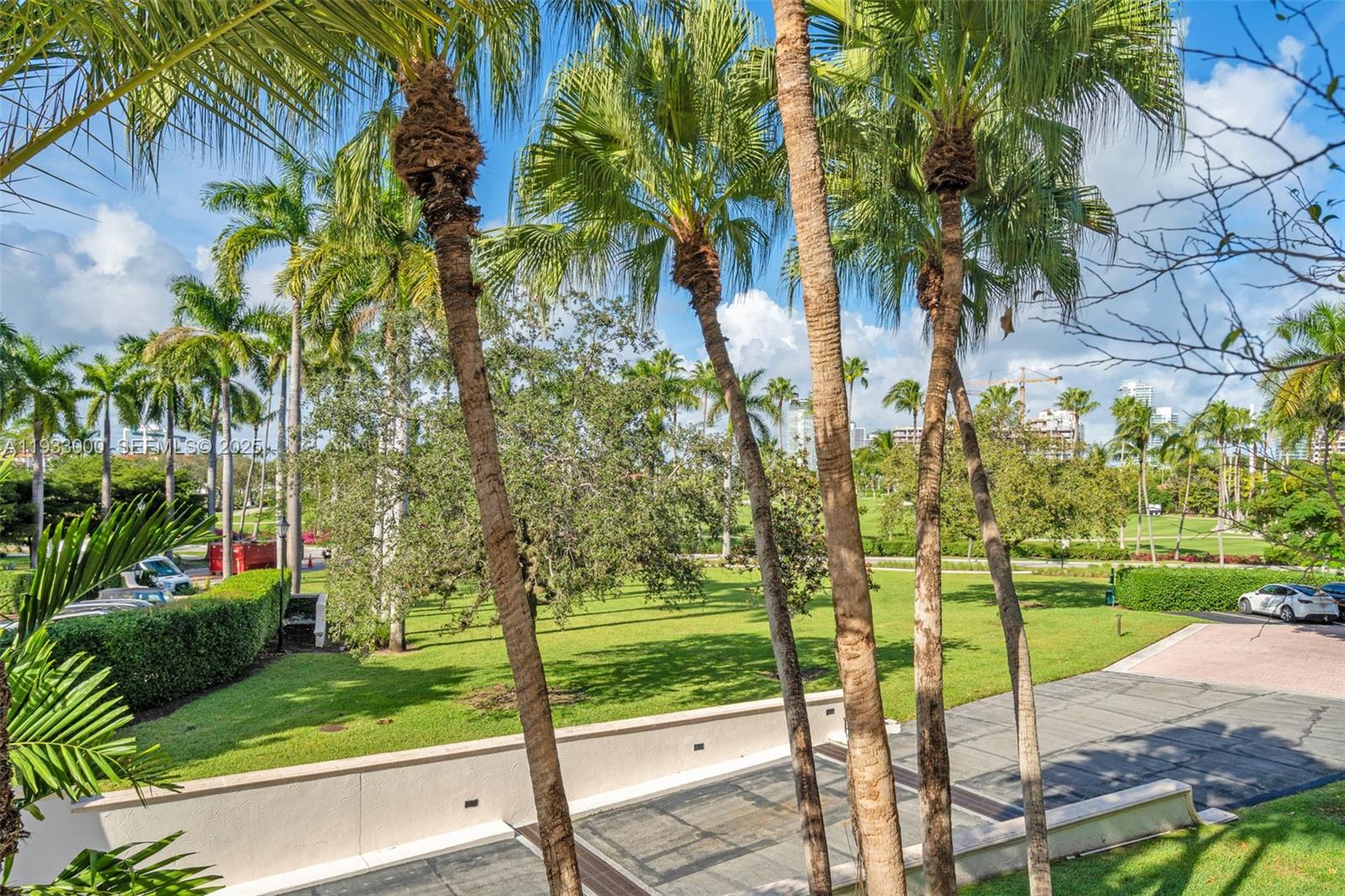 2124 Fisher Is Dr #2124 Miami Beach, FL 33109