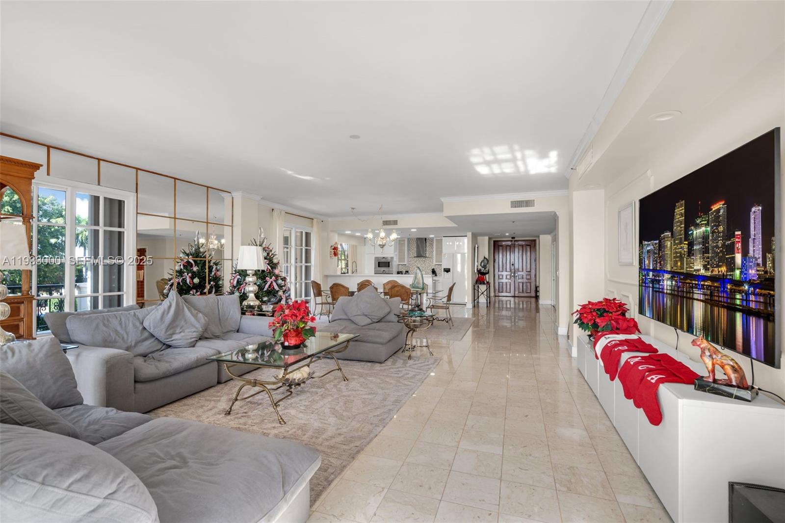 2124 Fisher Is Dr #2124 Miami Beach, FL 33109