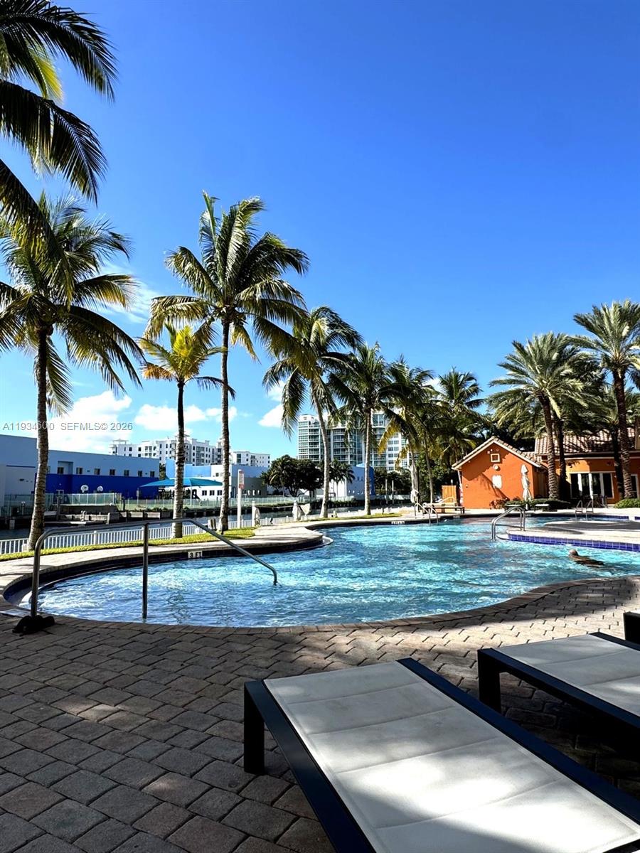 image Aventura Marina 118