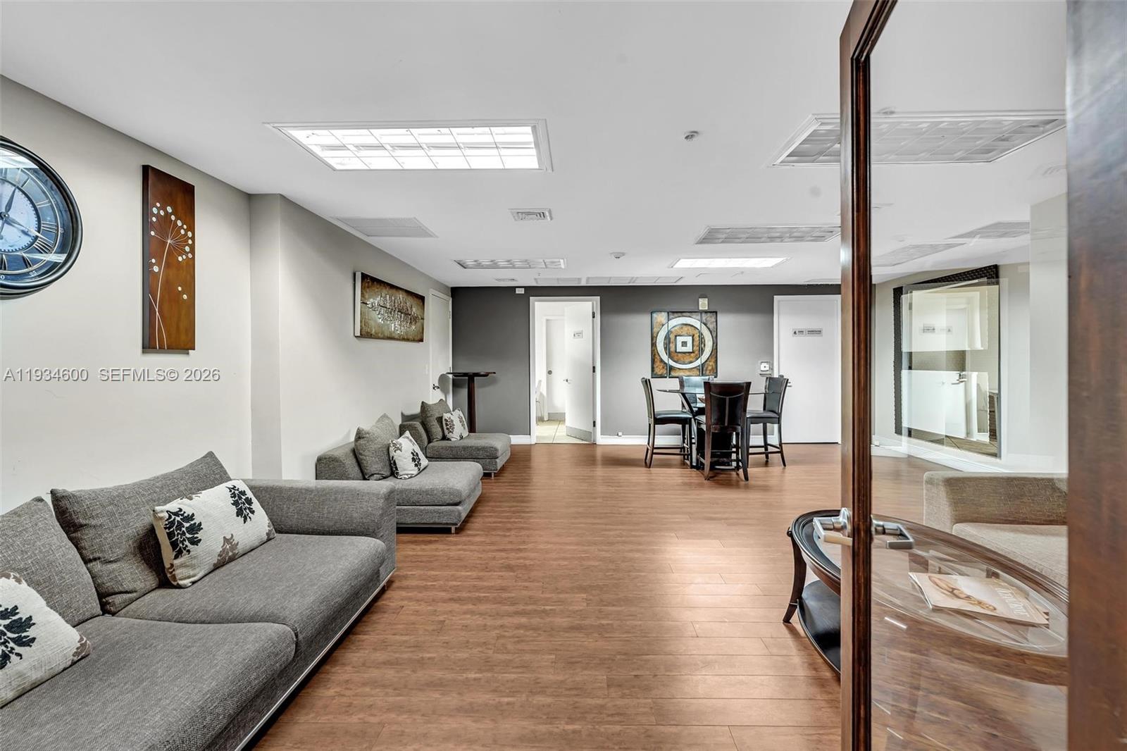 image Aventura Marina 143