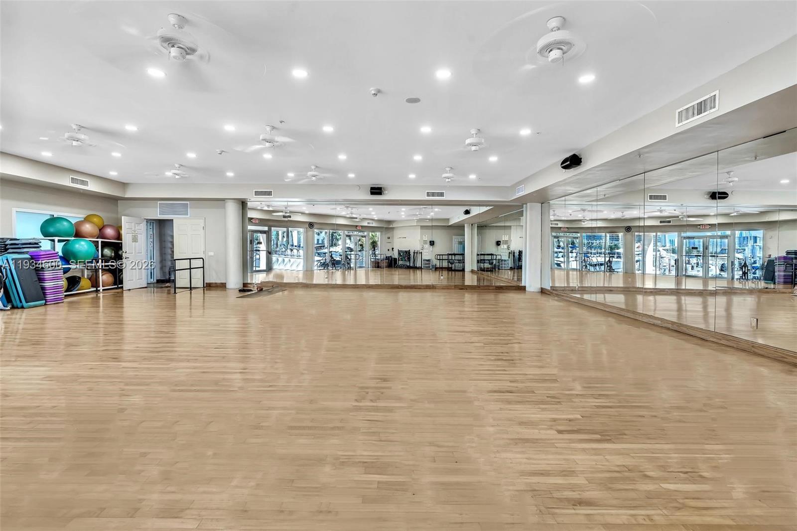 image Aventura Marina 168