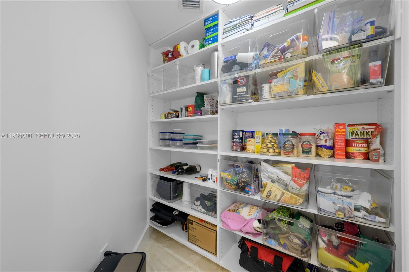 200 Sunny Isles Blvd #TH-205 Sunny Isles Beach, FL 33160