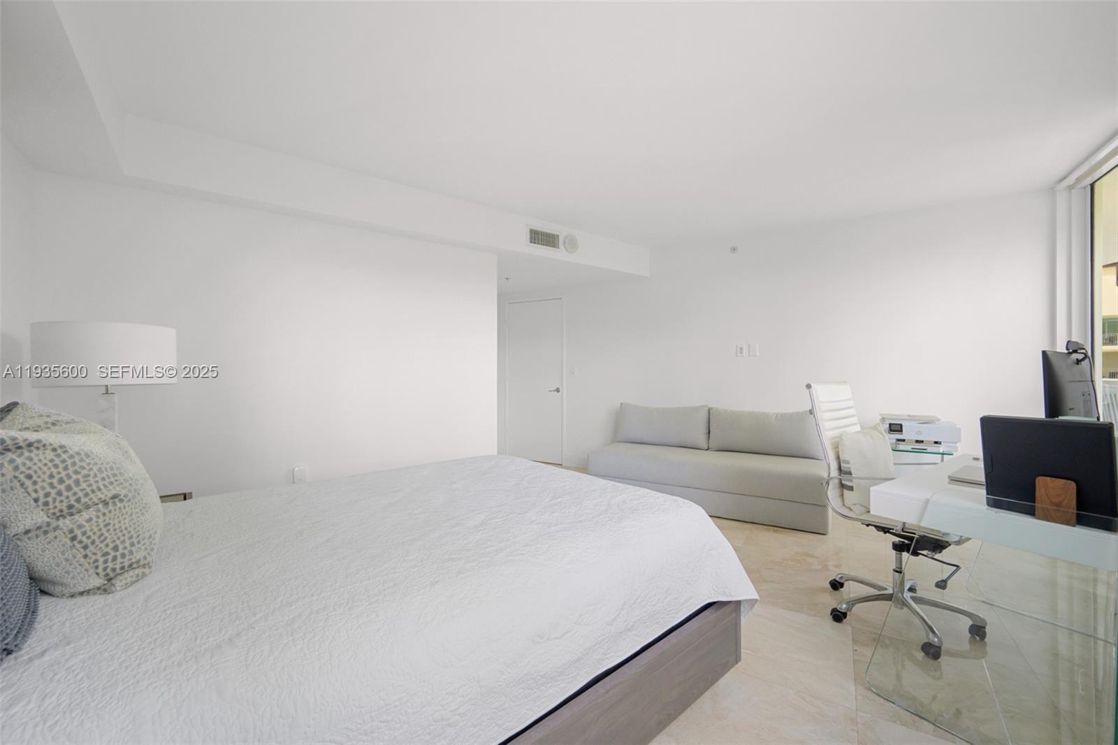 200 Sunny Isles Blvd #TH-205 Sunny Isles Beach, FL 33160