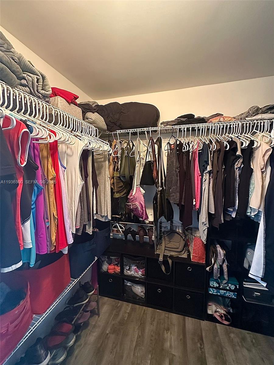 13499 Biscayne Blvd #1013 North Miami, FL 33181