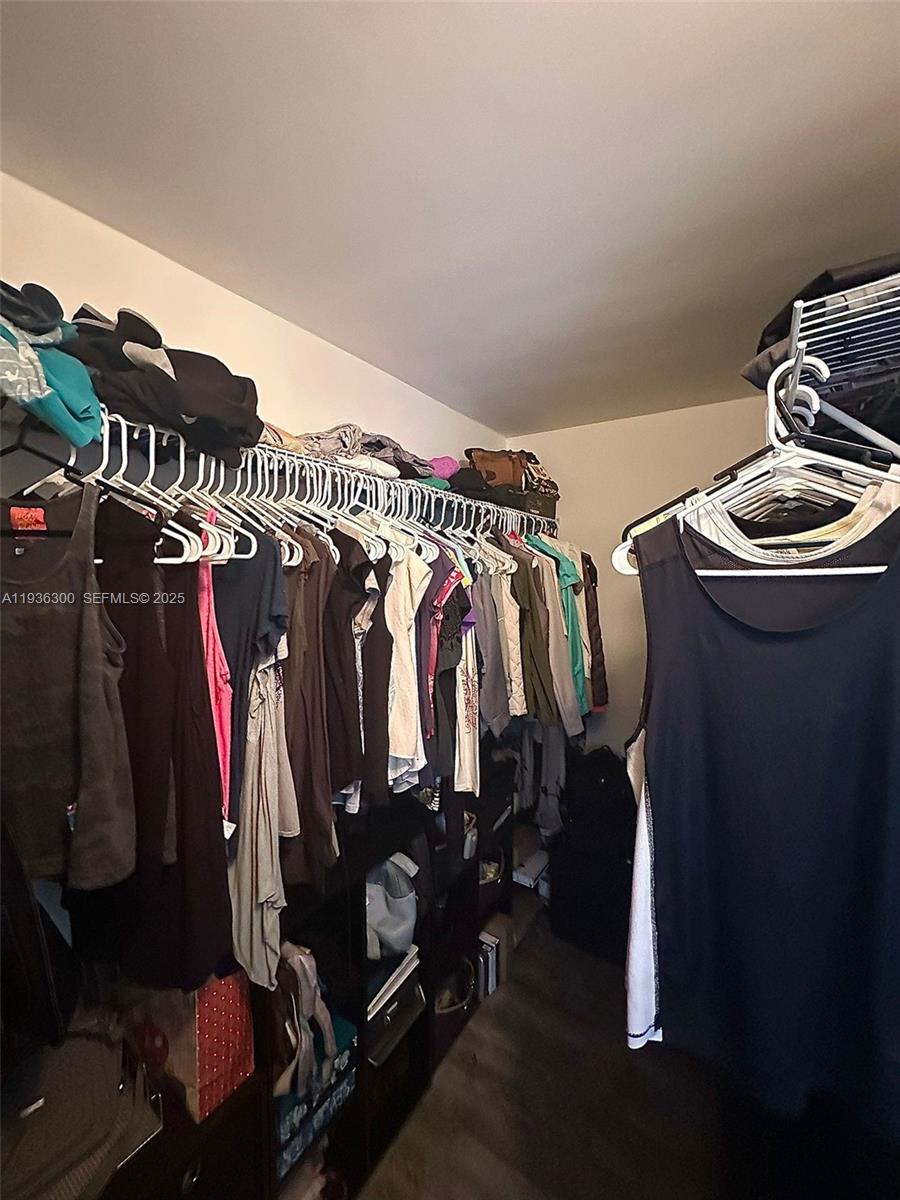 13499 Biscayne Blvd #1013 North Miami, FL 33181