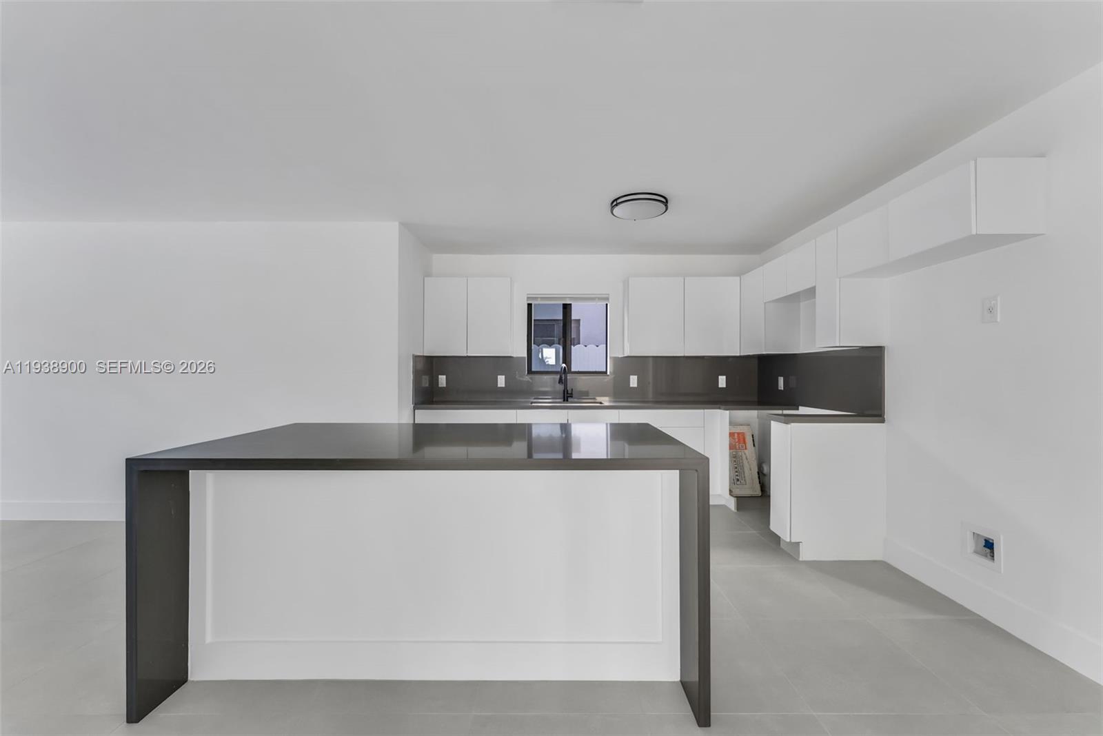 5817 NW 30th Ave Miami, FL 33142