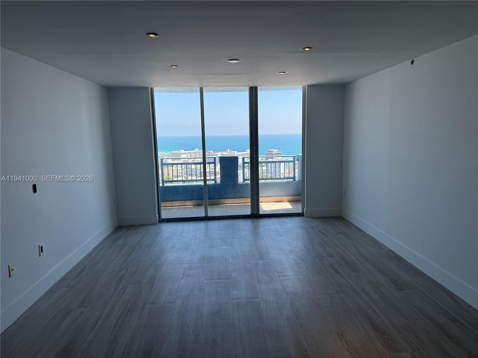 image Yacht Club at Portofino2