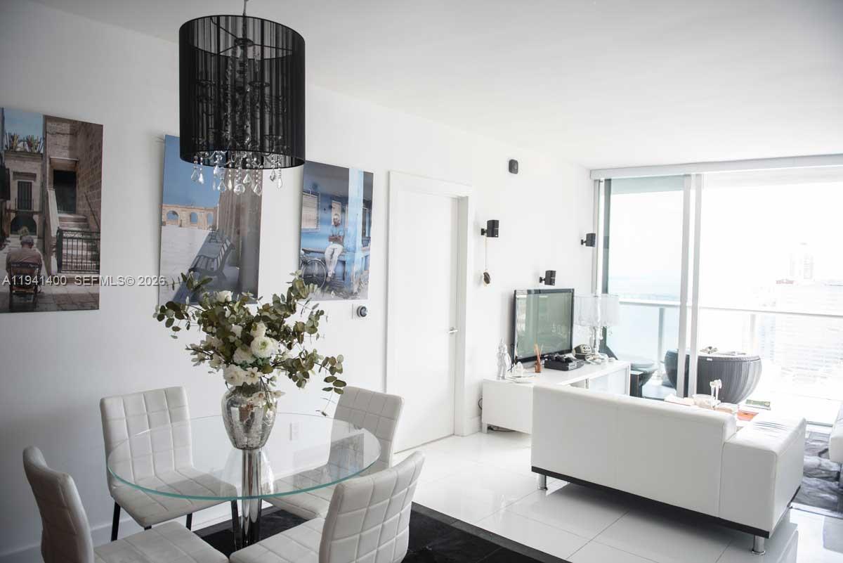 image Icon Brickell II1