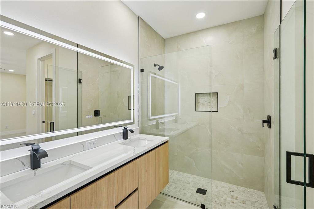 353 El Dorado Blvd S Cape Coral, FL 33991