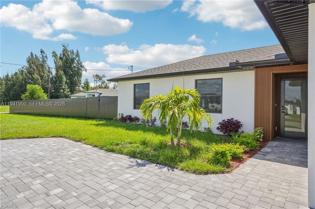 353 El Dorado Blvd S Cape Coral, FL 33991