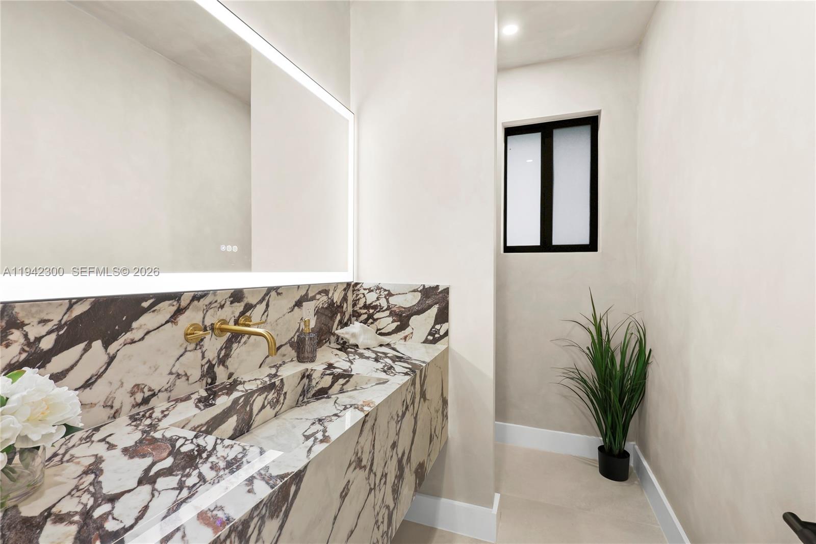 3320 SW 121st Ave Davie, FL 33330