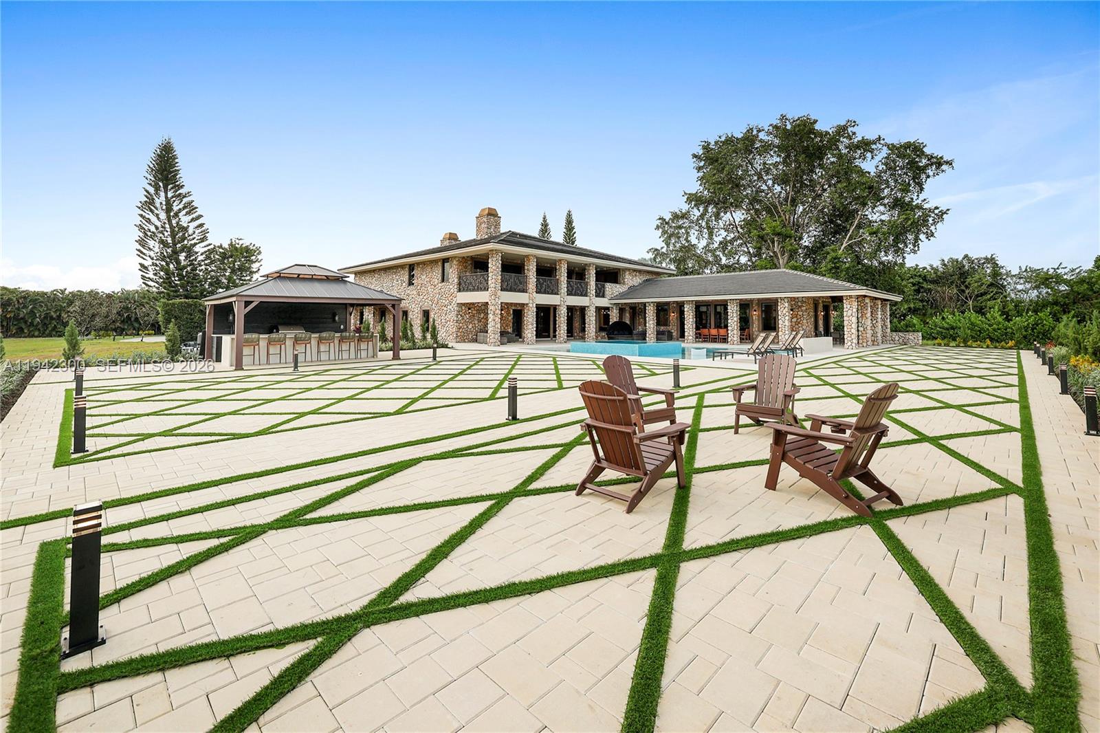 3320 SW 121st Ave Davie, FL 33330