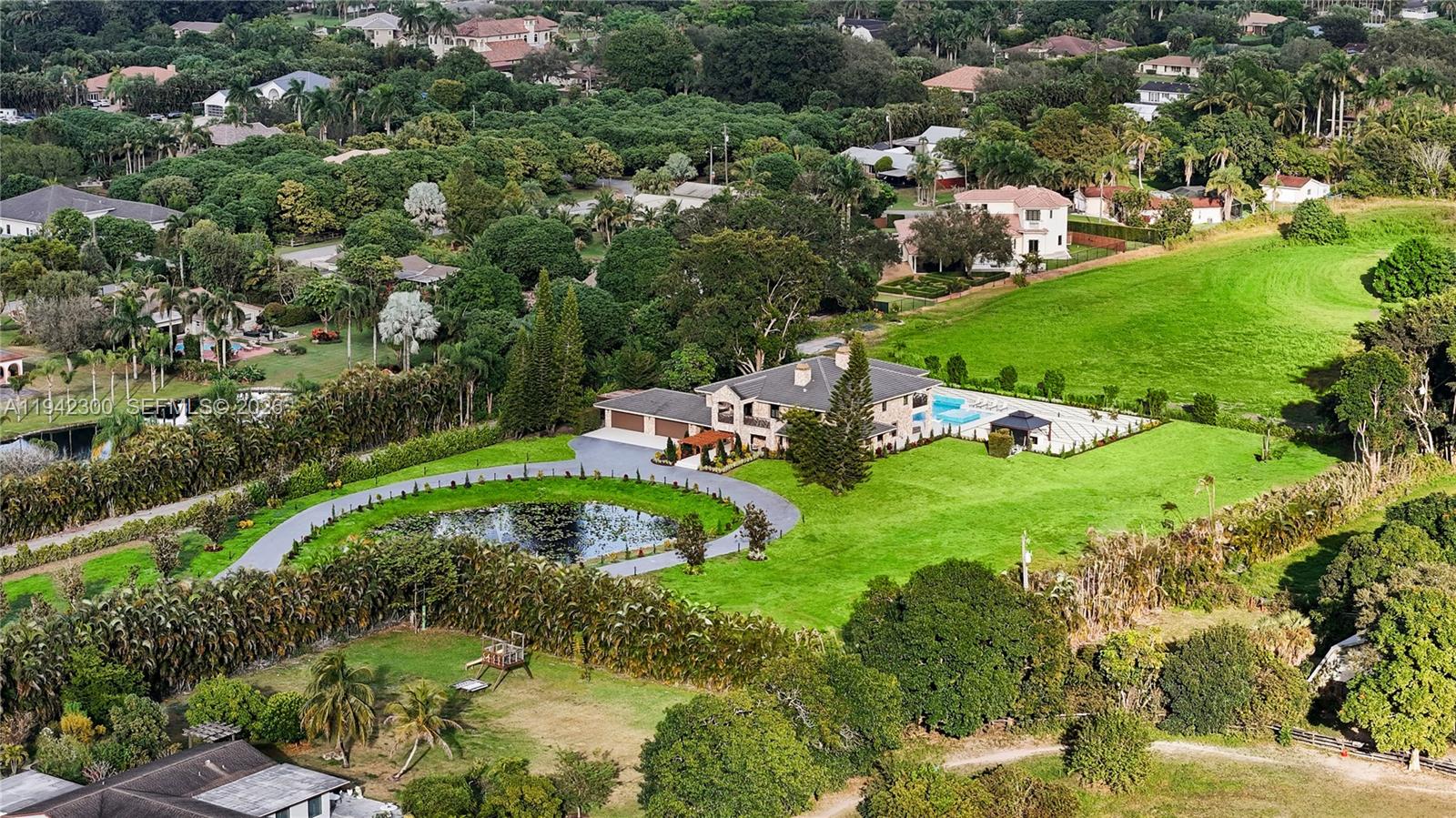 3320 SW 121st Ave Davie, FL 33330