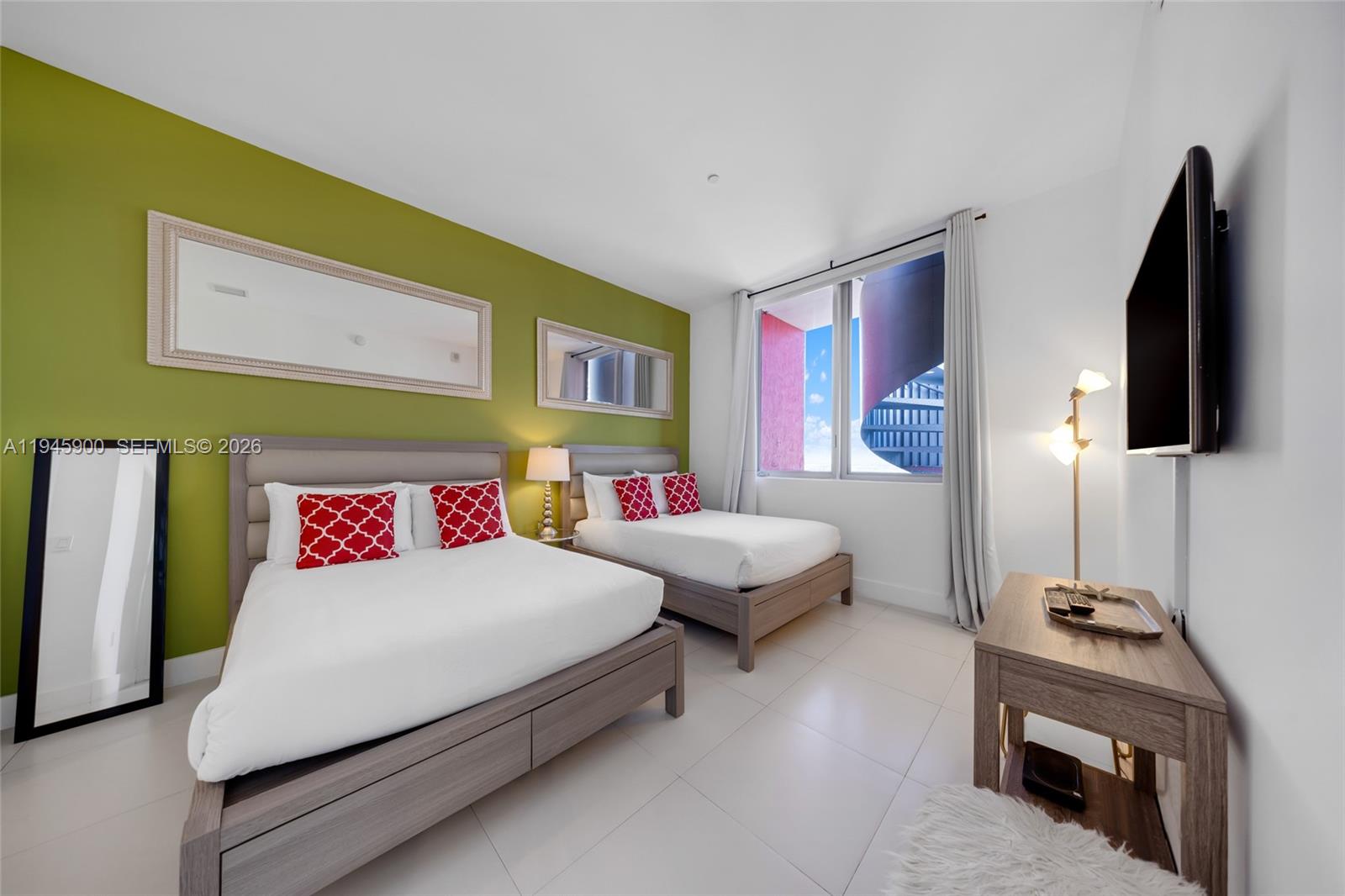 image Beachwalk Condominium12