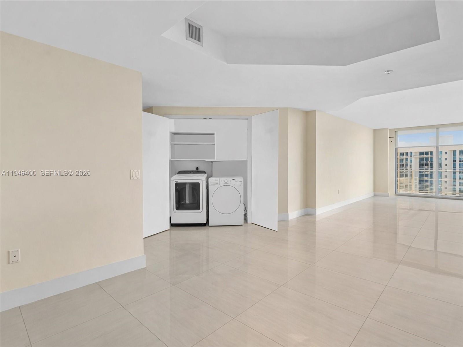 17301 Biscayne Blvd #2301 North Miami Beach, FL 33160