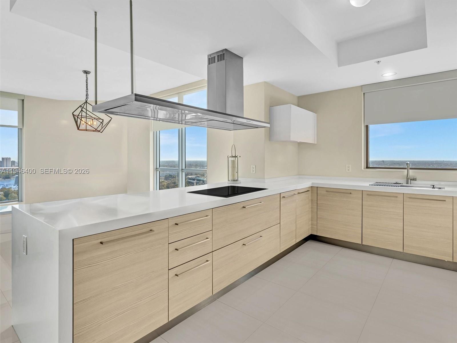 17301 Biscayne Blvd #2301 North Miami Beach, FL 33160