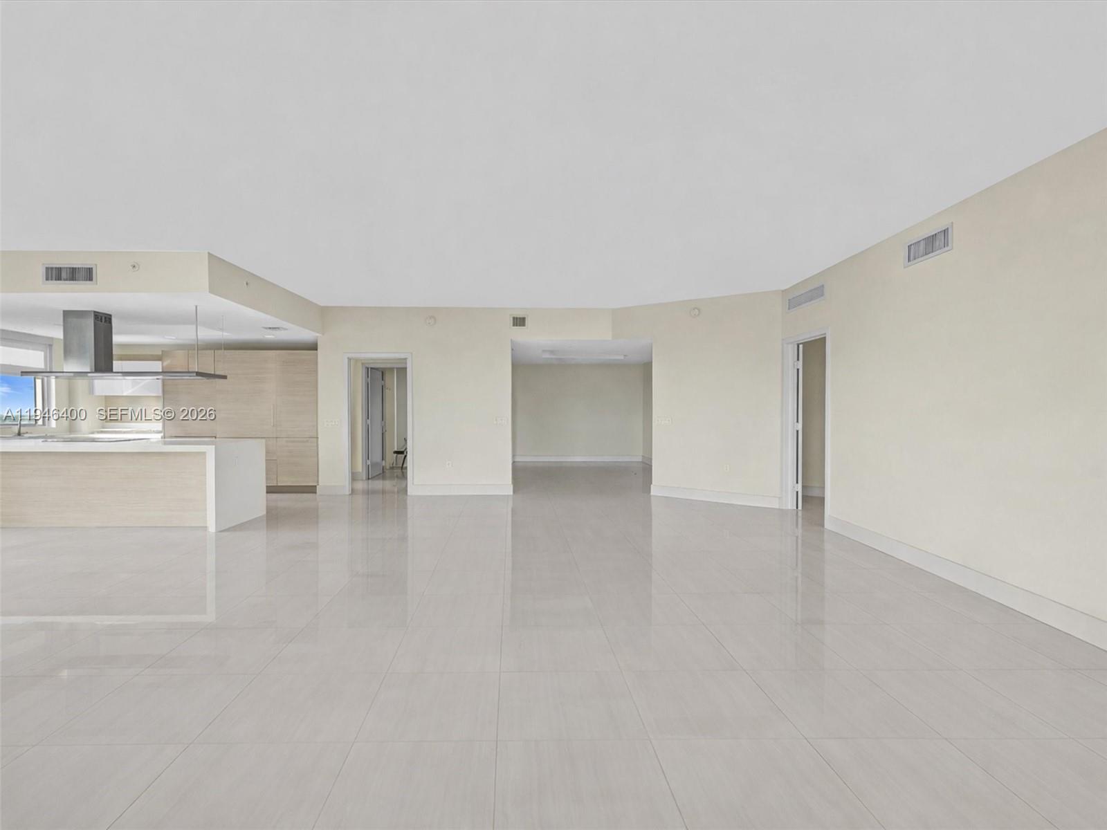 17301 Biscayne Blvd #2301 North Miami Beach, FL 33160