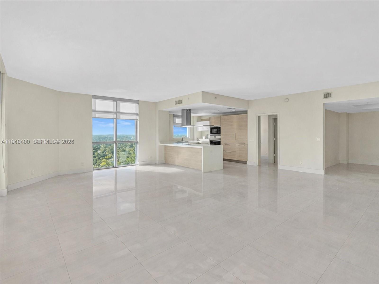 17301 Biscayne Blvd #2301 North Miami Beach, FL 33160