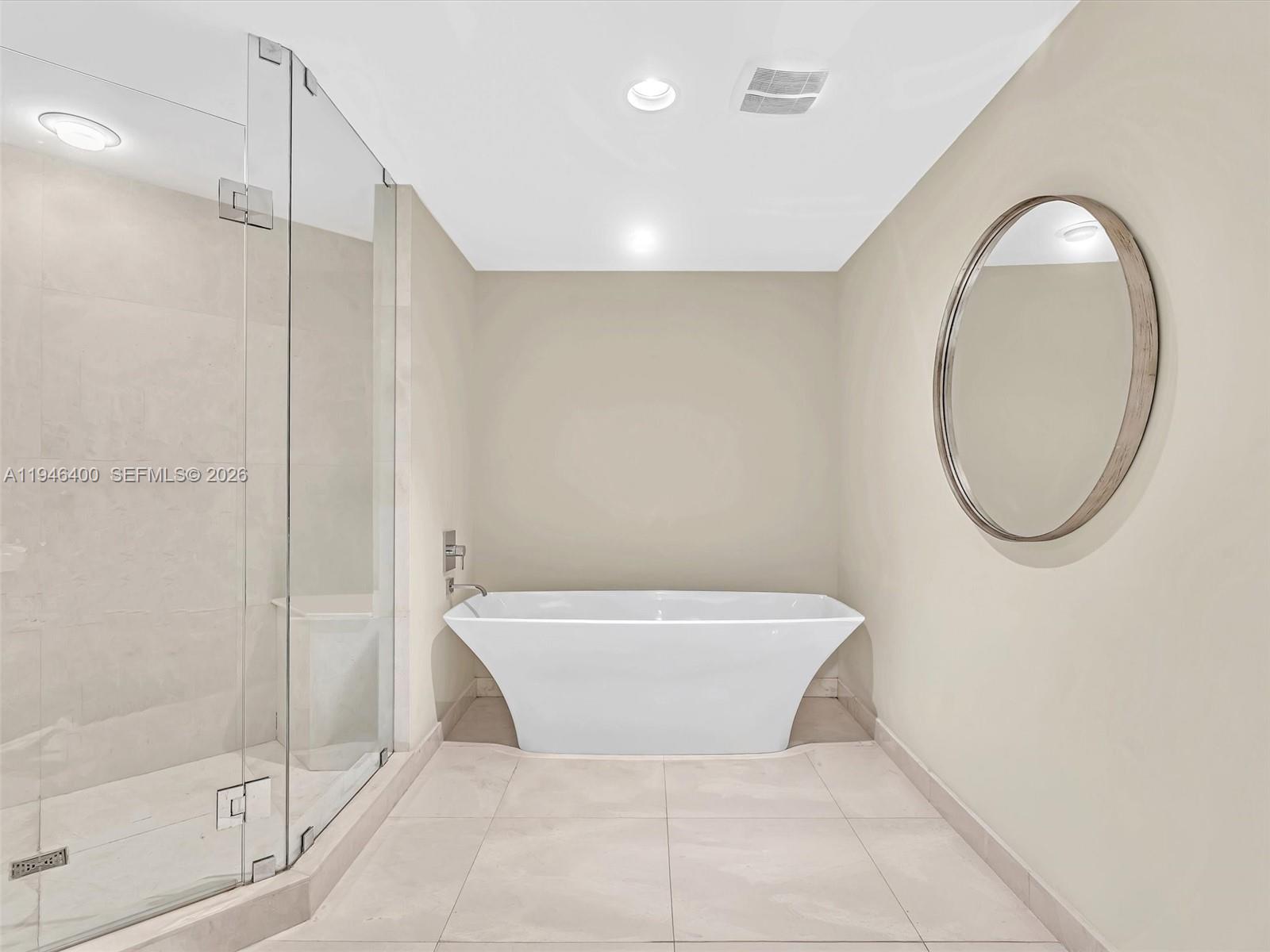 17301 Biscayne Blvd #2301 North Miami Beach, FL 33160