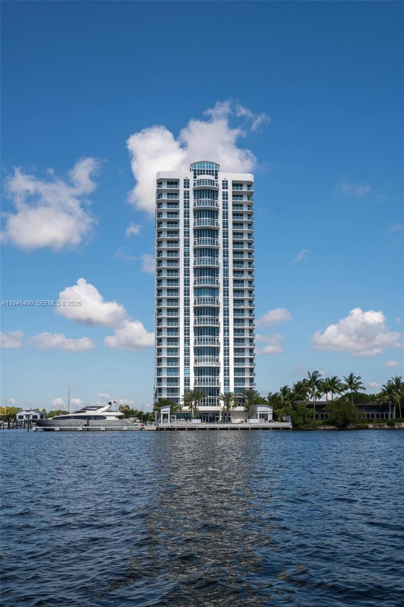 17301 Biscayne Blvd #2301 North Miami Beach, FL 33160