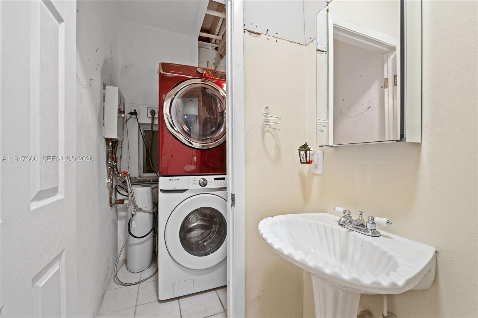 9280 Abbott Ave Surfside, FL 33154