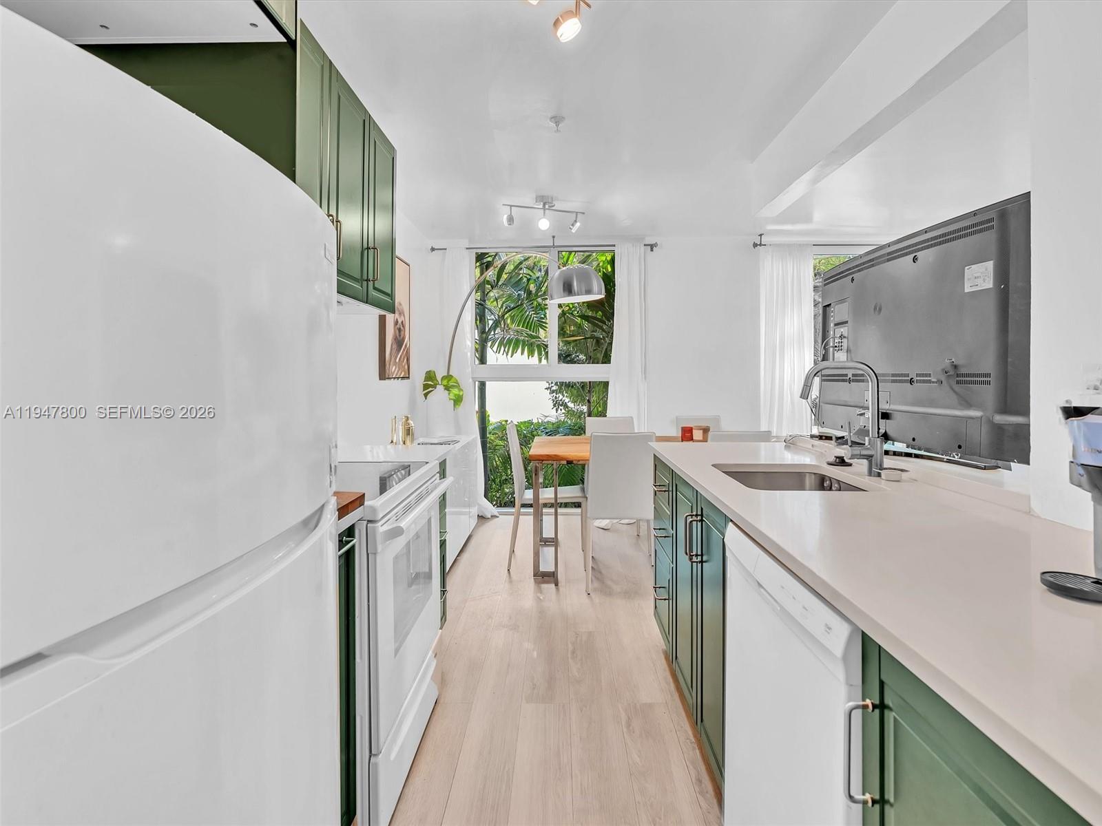 1688 West Ave #G-06 Miami Beach, FL 33139