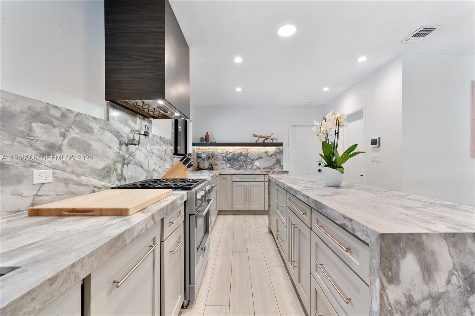 10570 NE 3rd Ave Miami Shores, FL 33138