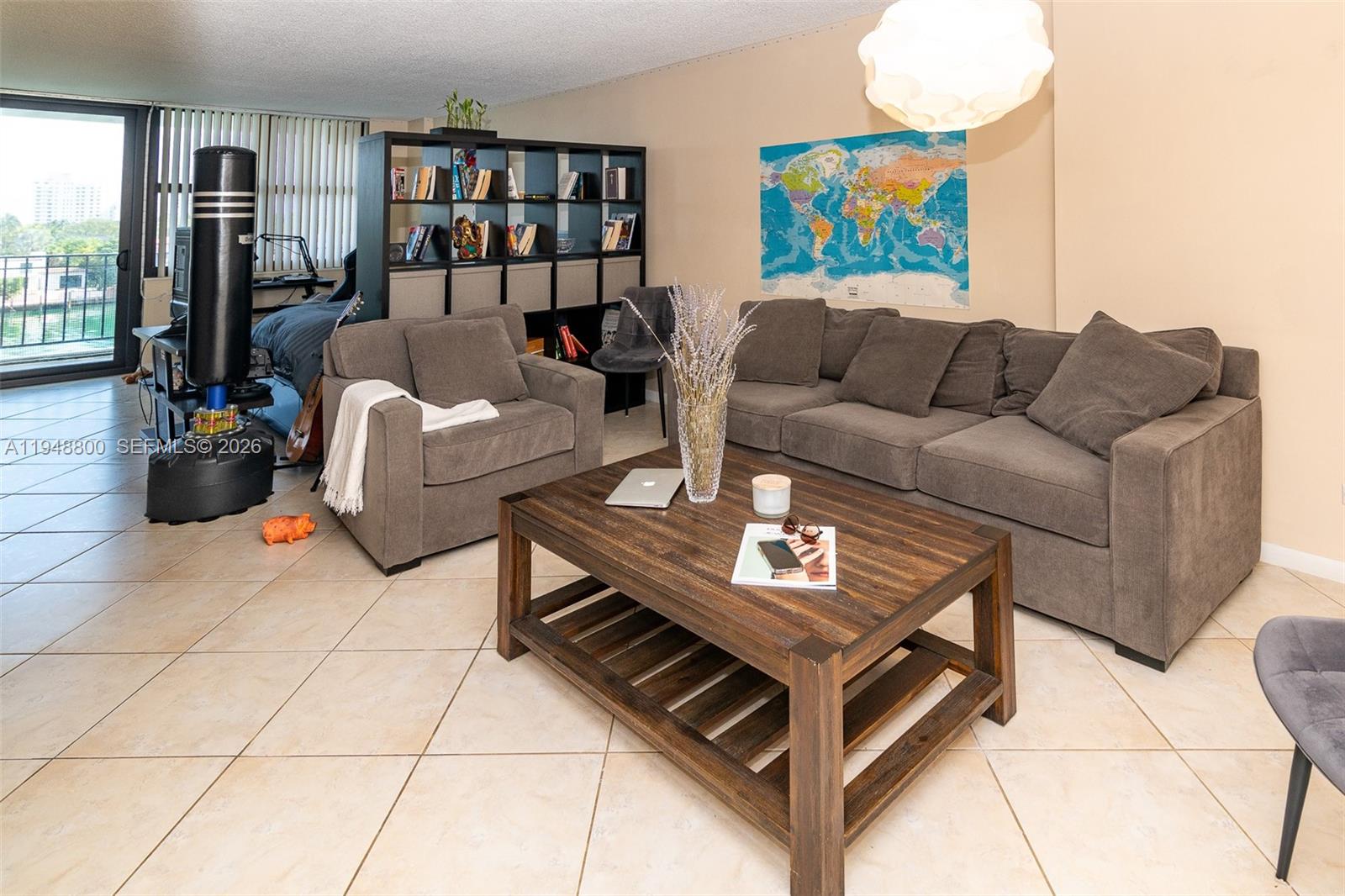 10101 E Bay Hbr Dr #504 Bay Harbor Islands, FL 33154