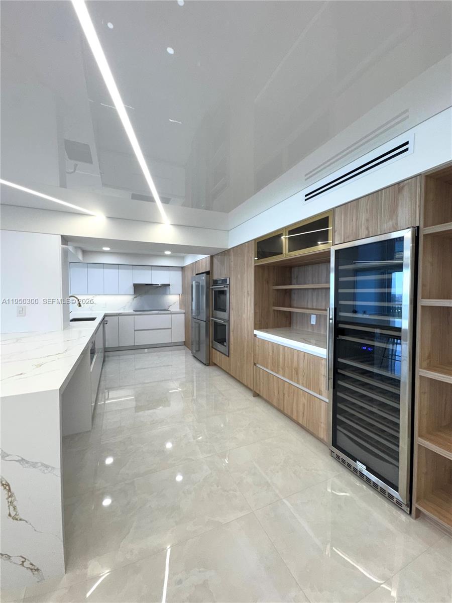 2200 S Ocean Ln #2204 Fort Lauderdale, FL 33316