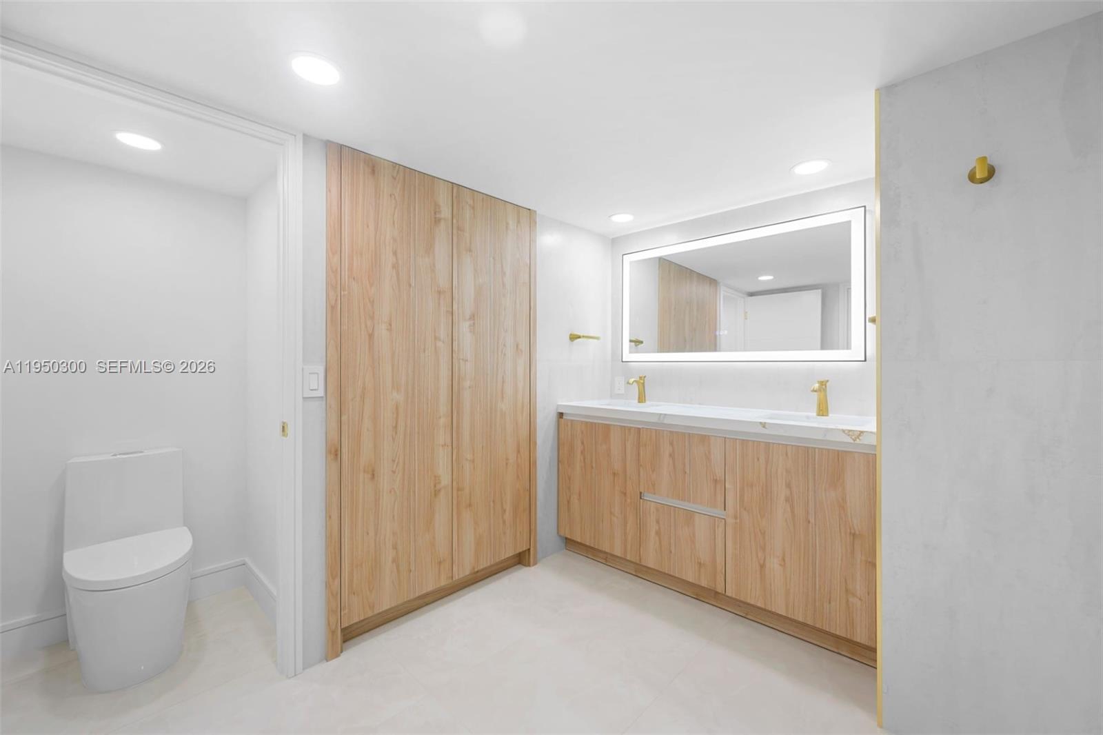 2200 S Ocean Ln #2204 Fort Lauderdale, FL 33316