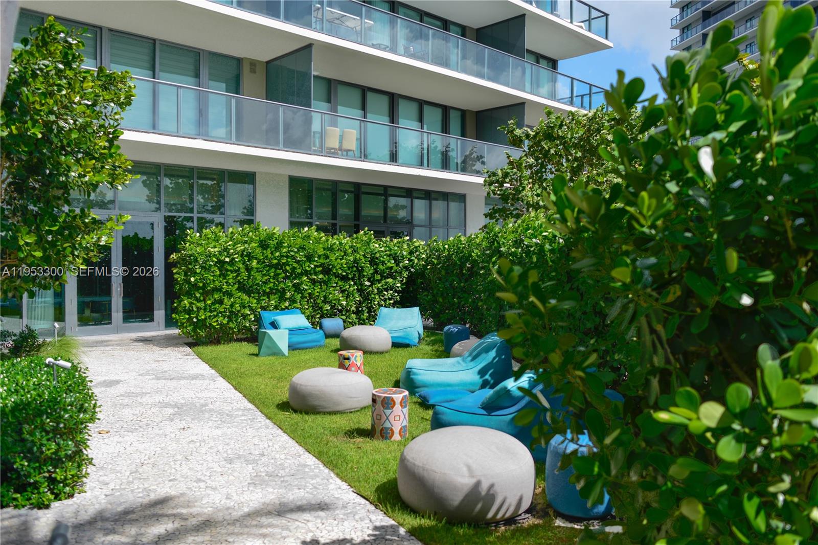 650 NE 32th St #2703 Miami, FL 33137