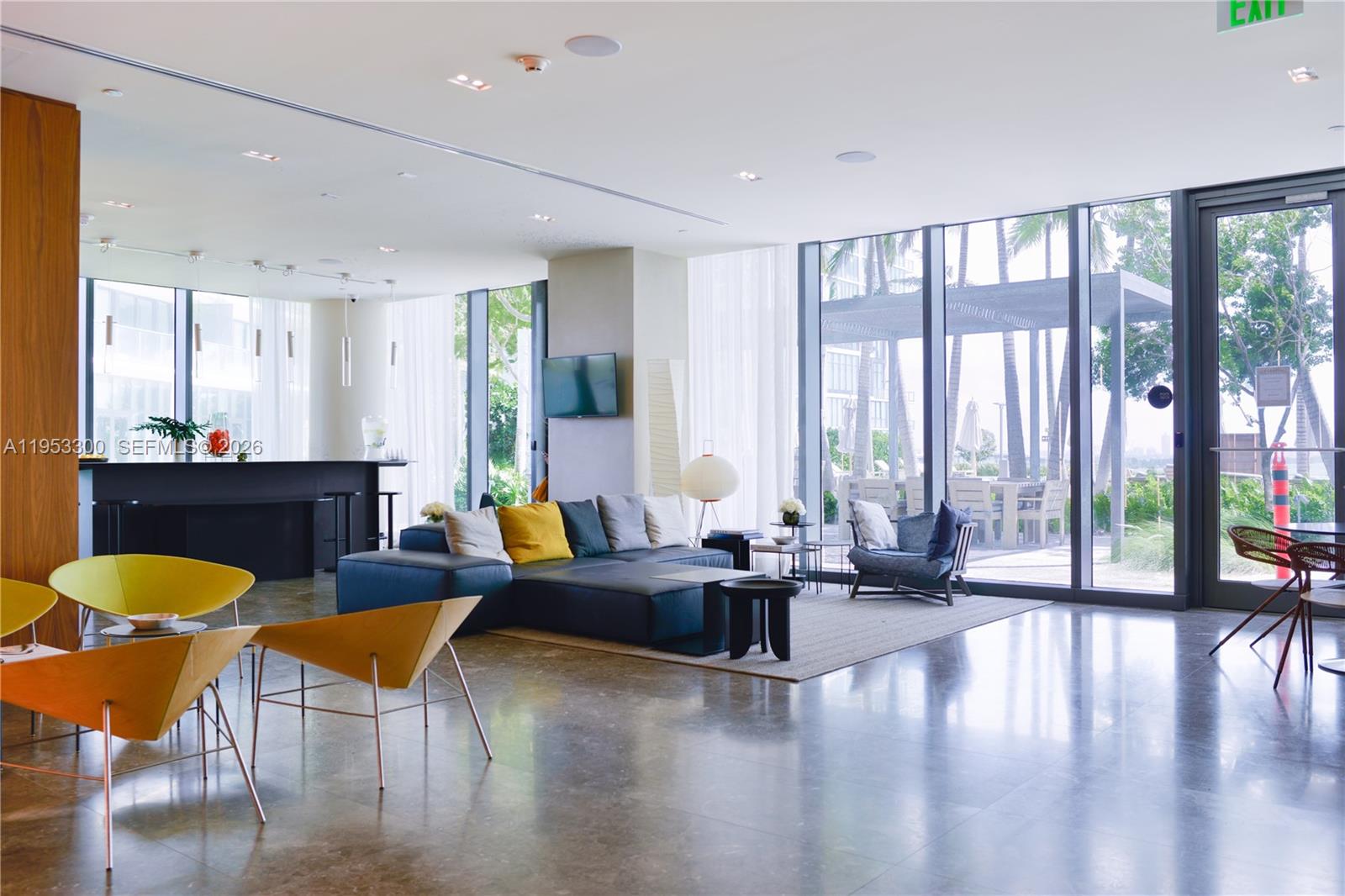 650 NE 32th St #2703 Miami, FL 33137