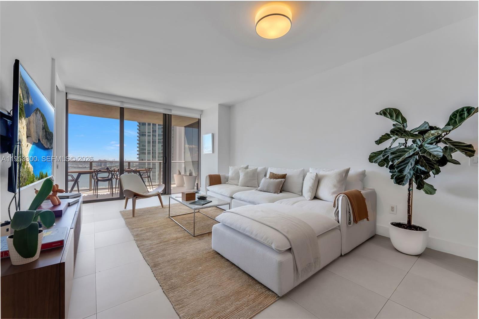 650 NE 32th St #2703 Miami, FL 33137