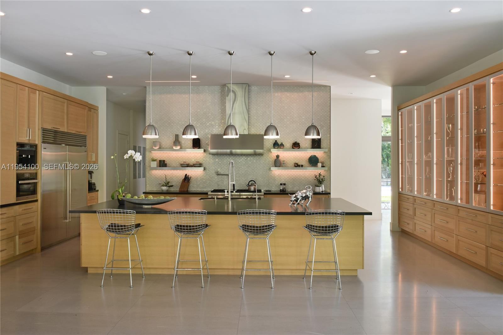 11050 SW 69th Ave Pinecrest, FL 33156