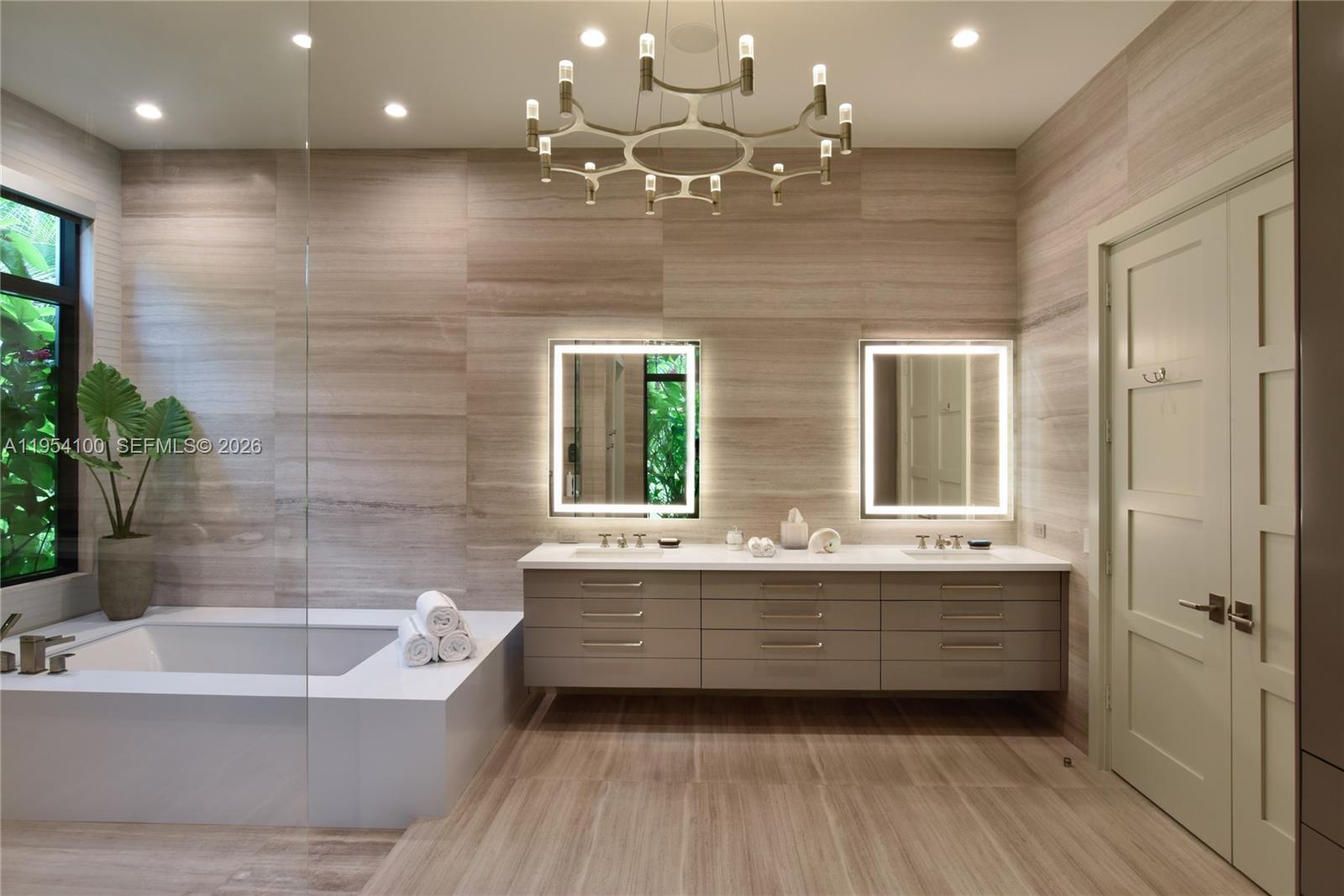 11050 SW 69th Ave Pinecrest, FL 33156