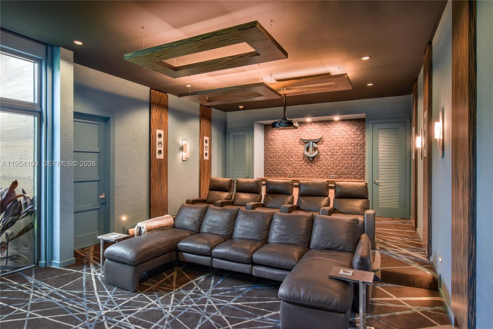 11050 SW 69th Ave Pinecrest, FL 33156