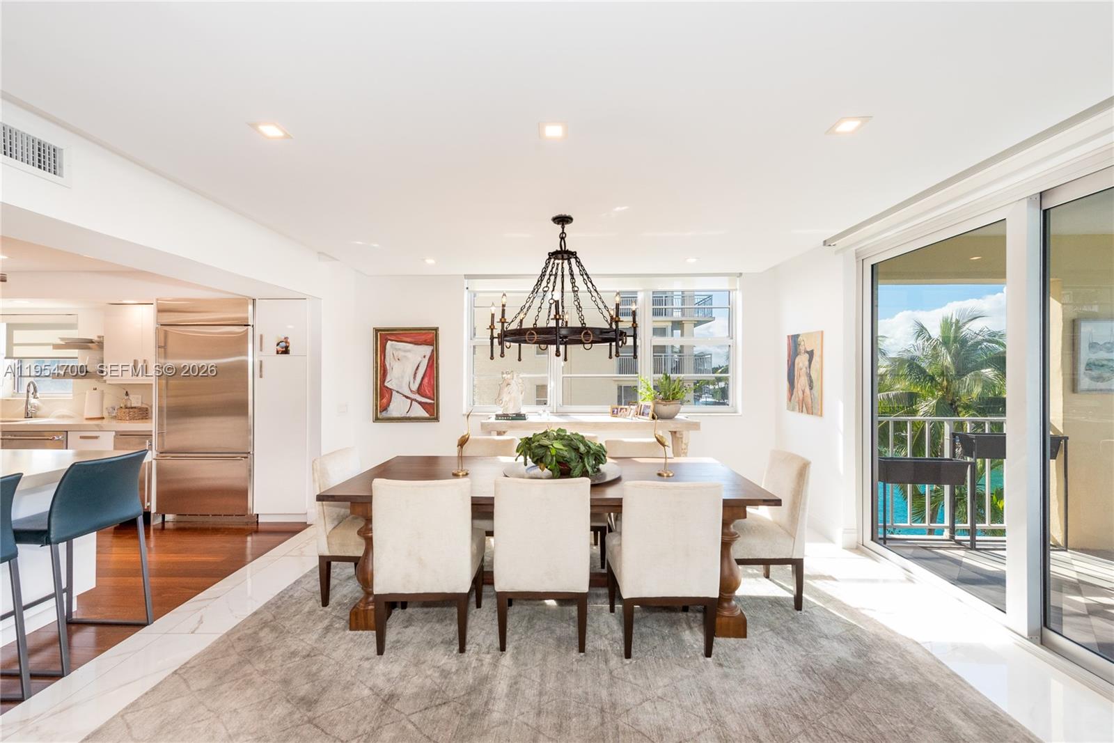 10180 W Bay Hbr Dr #4A Bay Harbor Islands, FL 33154