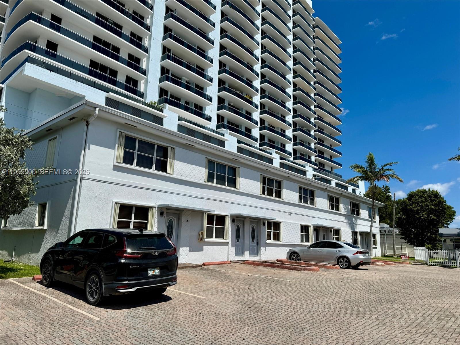 7801 Hispanola Ave #3