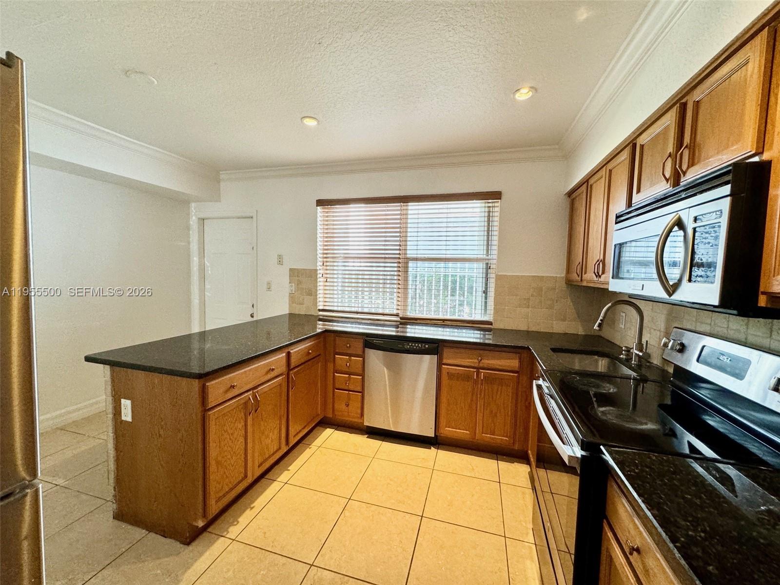 7801 Hispanola Ave #3 North Bay Village, FL 33141