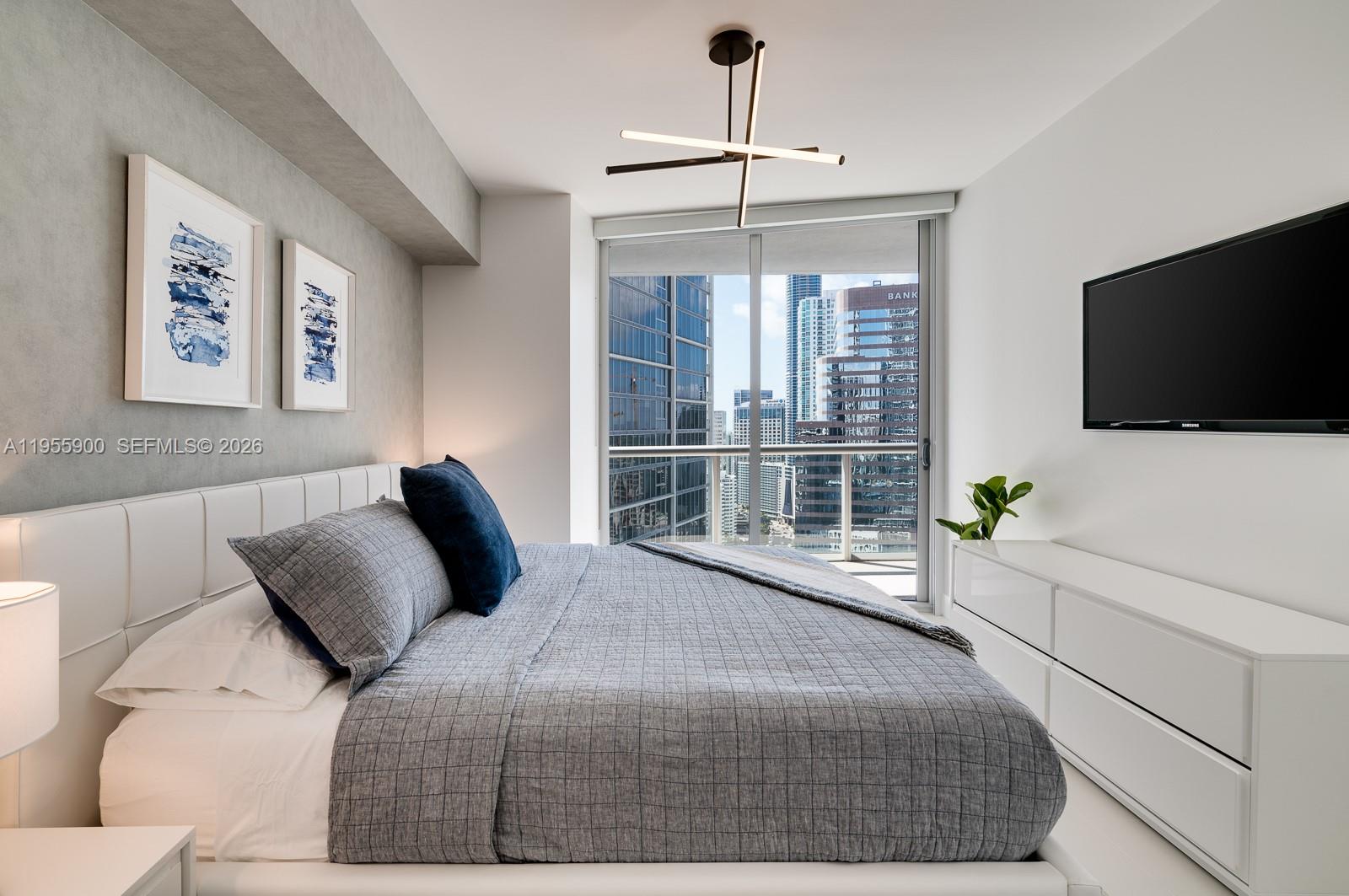 image Icon Brickell I8