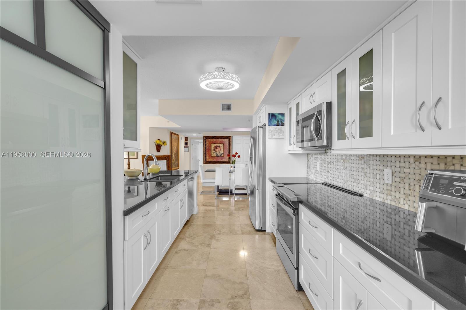 3232 SW 22nd Ter #501 Miami, FL 33145