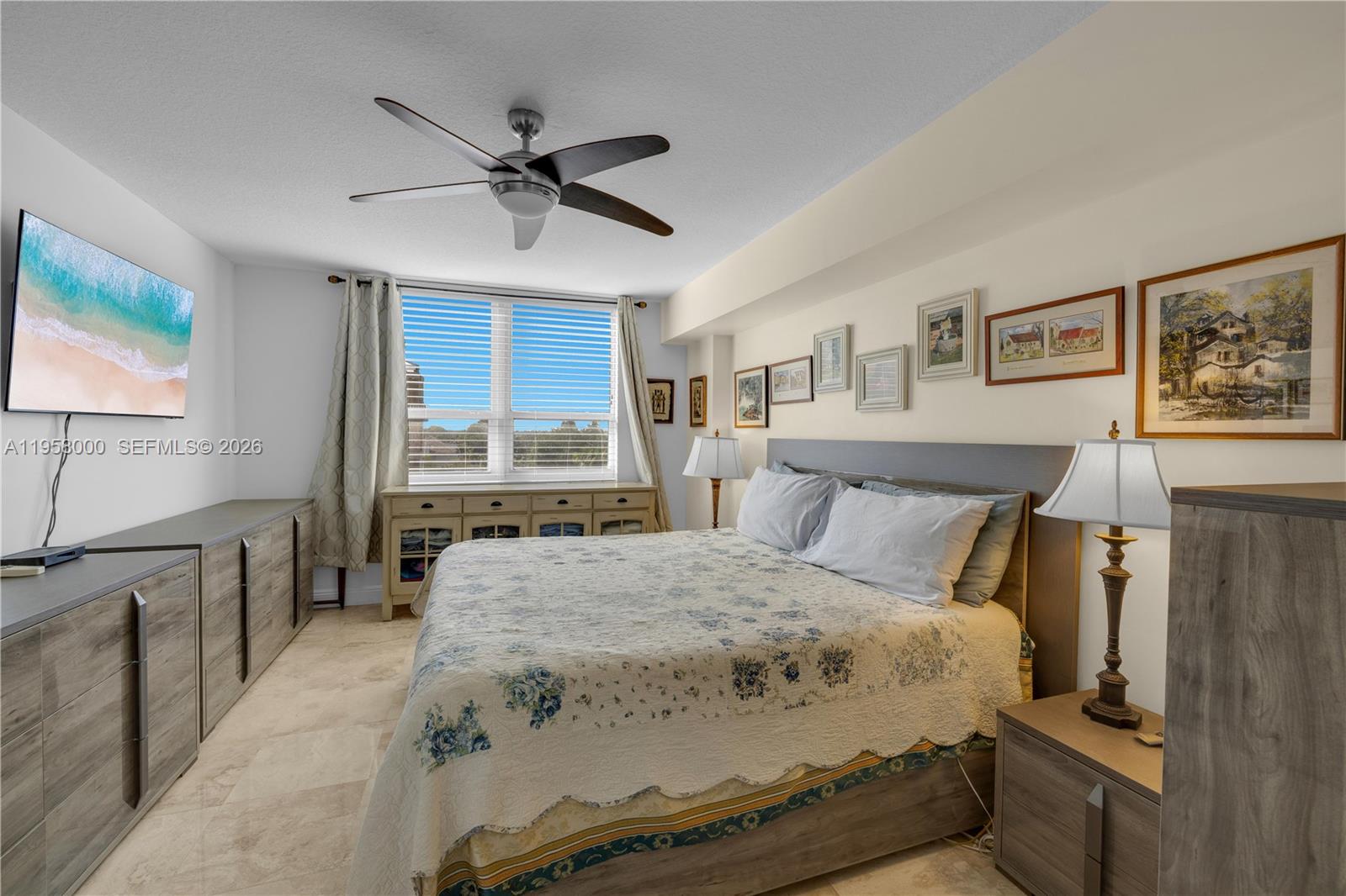 3232 SW 22nd Ter #501 Miami, FL 33145