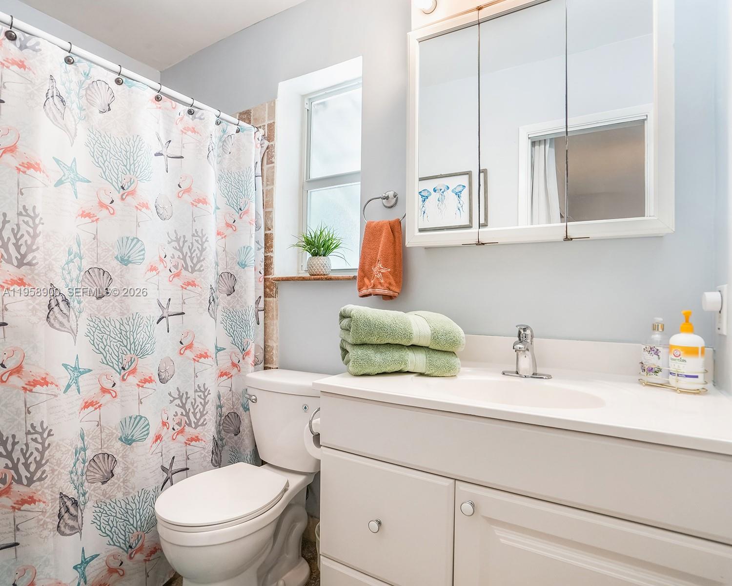 1906 N 31st Ave Hollywood, FL 33021