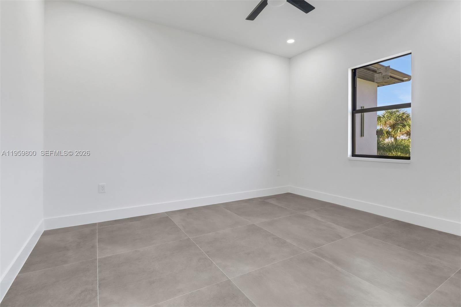 3517 NW 46th Ave Cape Coral, FL 33993