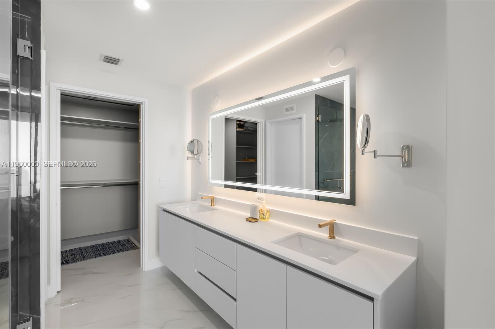 700 NE 24th St #3904 Miami, FL 33137