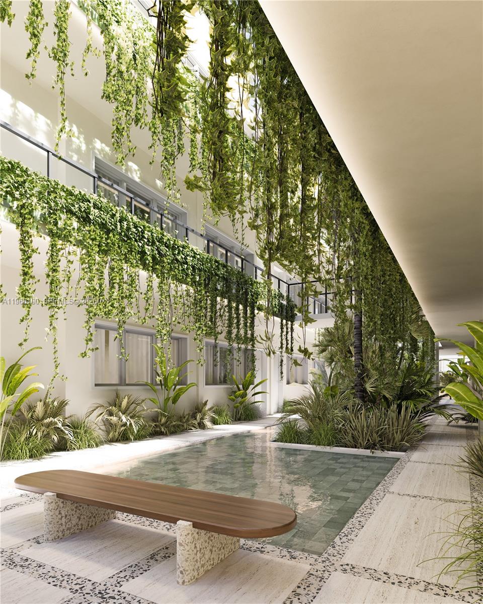 250 Collins Ave #104 Miami Beach, FL 33139