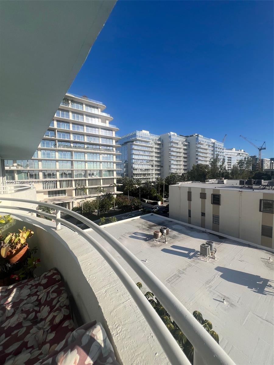 9156 Collins Ave #502 Surfside, FL 33154